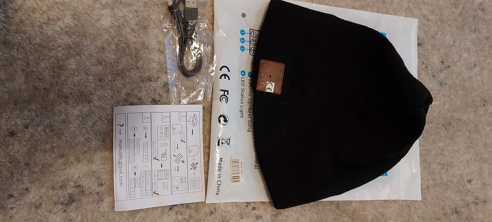 Czapka Glovi BG1U Wireless Musical Headwear