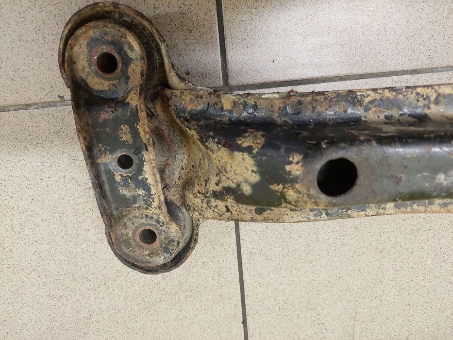 vw golf ii 1.6 d belka silnika