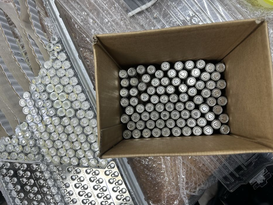 Аккумулятор 18650 tesla Акумулятор