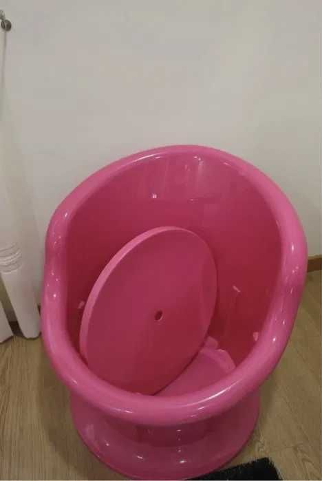 Cadeira com arrumação IKEA | Rosa
