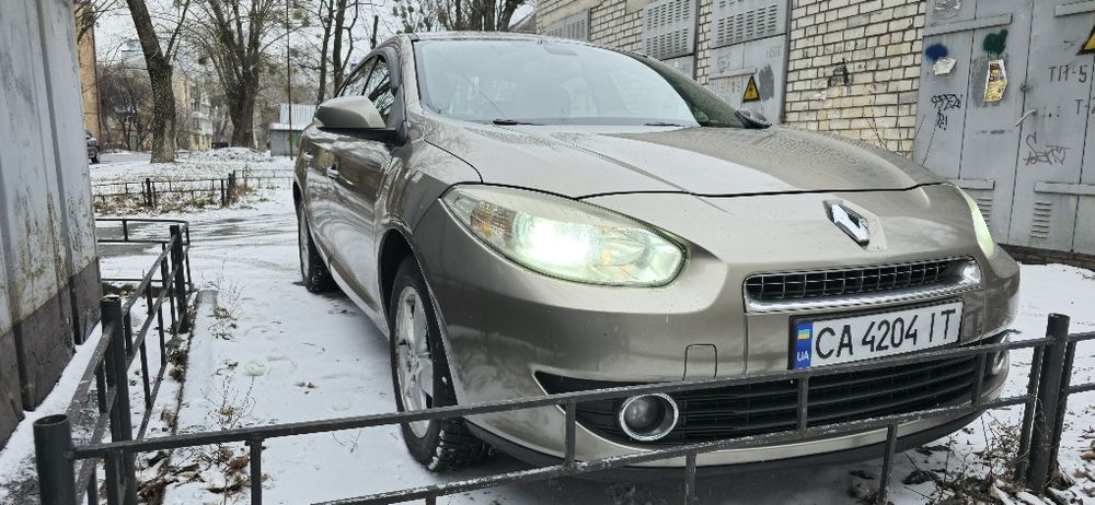 Оренда авто Renault fluence