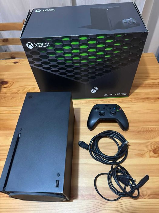 Xbox Series X - Pouco Usado - Com Caixa Original