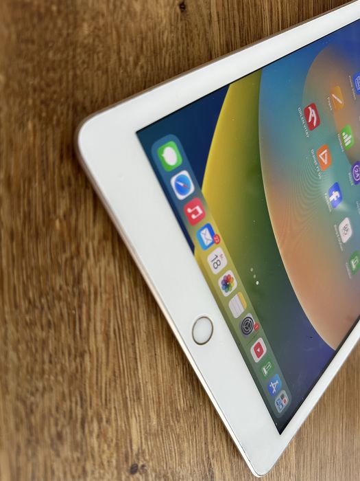 Zadbany Apple iPad 5 bez blokad okazja