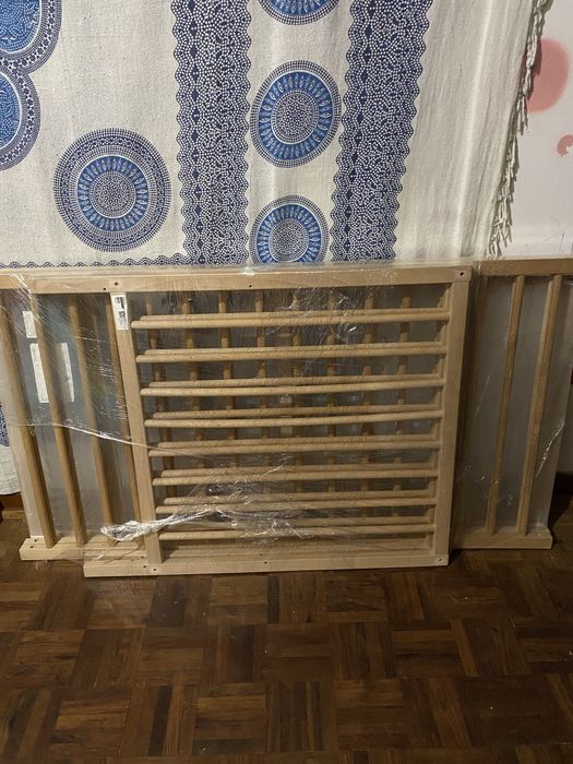 Berço e colchão