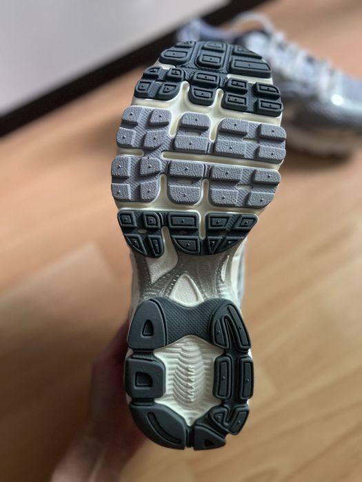 Nike air max moto 2k - 26,5 см