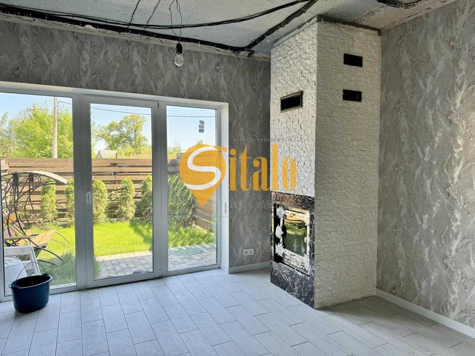 Невеликий будинок, дом, таунхаус з ремонтом, метро Славутич/ Осокорки