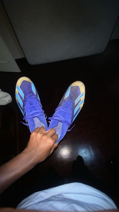 Chuteira de futebol adidas crazy fast x Messi