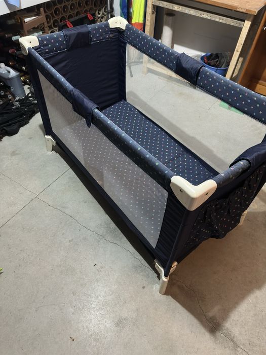 Cama de viagem dobravel