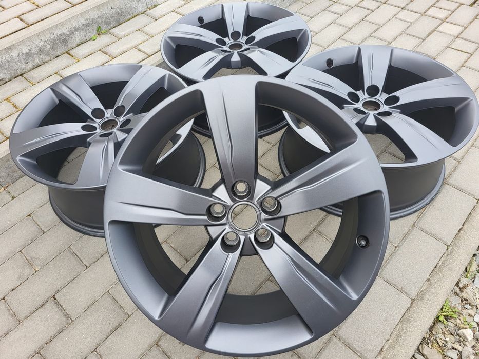 Felgi 8.5Jx19" 5x108 Land Rover Velar Sport L550 Evoque Volvo  XC60 S80 S90 XC90 Jaguar Discovery Ford Smax Mondeo