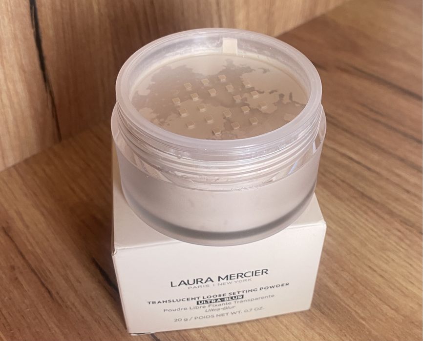 Розгладжуюча пудра Laura Mercier Loose Powder Ultra Blur