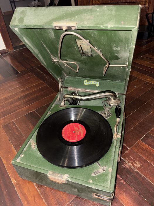 Патефон «дружба» Линиград. Робочий.