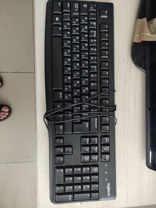 Клавіатура Logitech