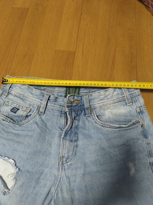 Spodenki jeans damskie Cropp