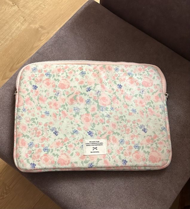 Новий чохол для ноутбука