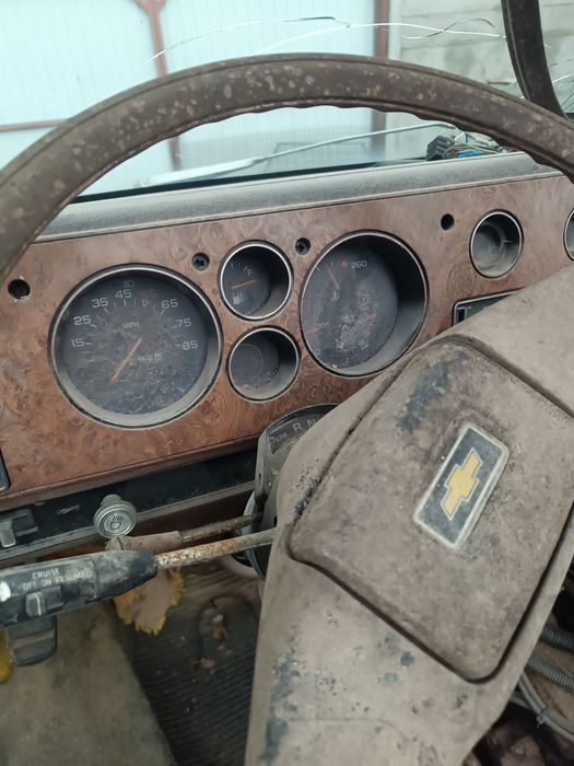Chevrolet G30 1981 photo 3