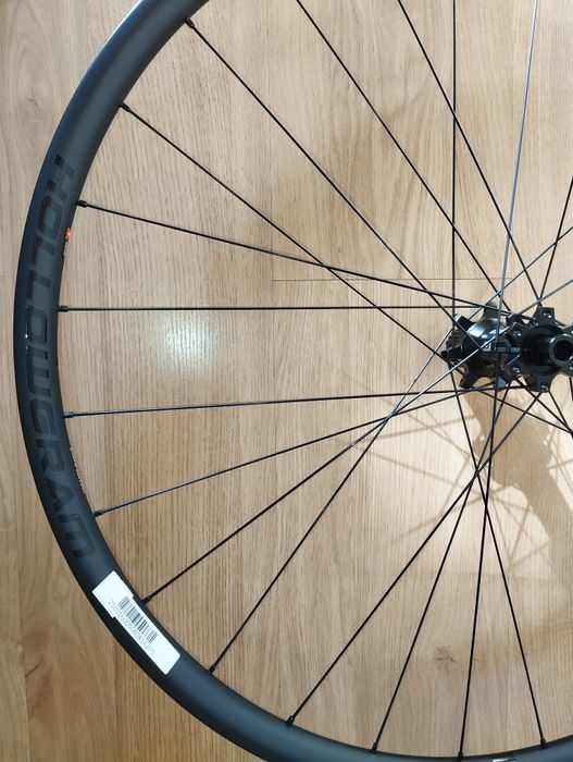 Roda carbono BTT Cannondale HollowGram
