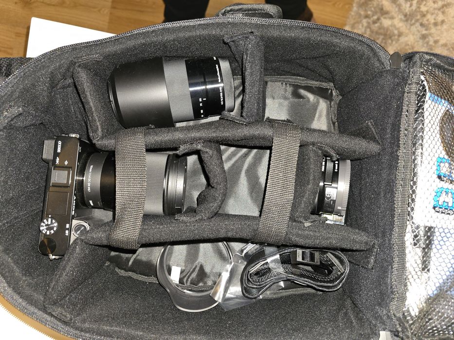 Conjunto Sony a6100 + 3 lentes + Tripé profissional + Mochila