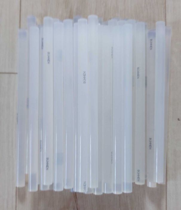 Klej do pistoletu na gorąco 11x200 mm - 50 sztuk