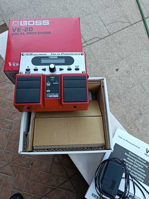 Boss VE-20 Efeito Vocal Performer Processador Vocal Multi-Efeitos