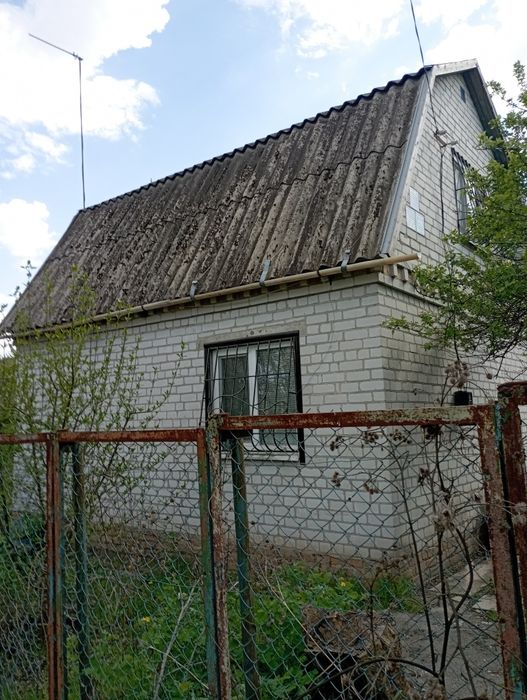 Продам капитальную дачу за Подгородное Перемога, тихое место