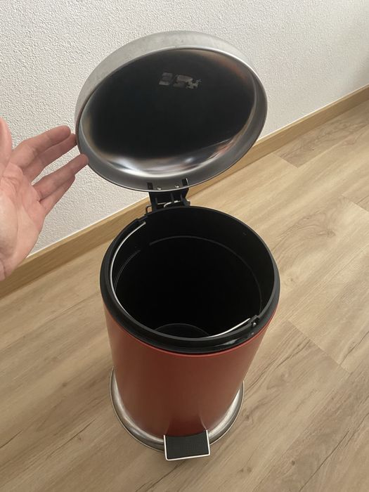 Caixote do lixo vermelho Ikea64750576779009122