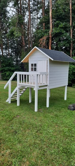 Domek dla dzieci  , duży,  solidny