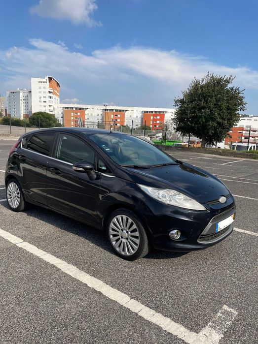 Carro Ford fiesta