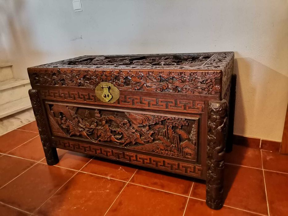 arca /baú canfora, motivos orientais