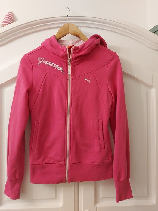 Bluza z kapturem Puma. 383.