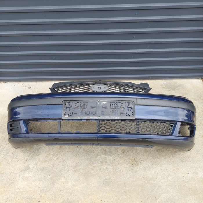 Бампер передній Ford Galaxy.