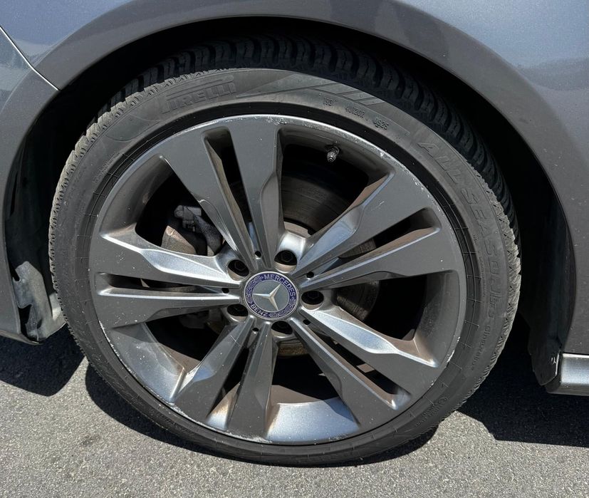 Jante Frente Esquerda - MERCEDES-BENZ CLA Coupé