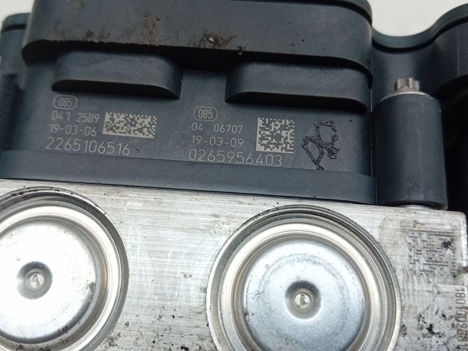 Centralina ABS RENAULT Twingo III (BCM_)