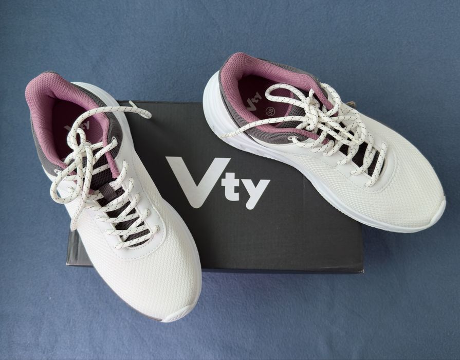 Vty victory нові білі кросівки