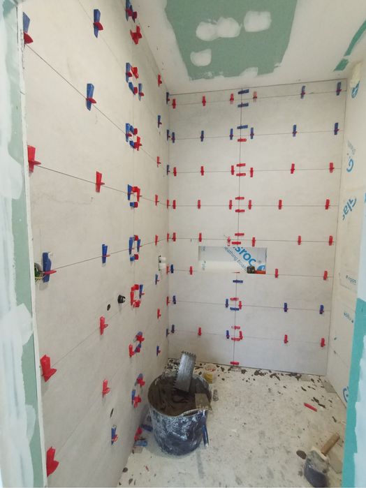 Prestação de serviços, biscates e reparação obras em  geral, Ladrilhos/ Azulejos, Pinturas, lavagem de telhados e muito mais.