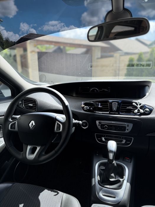 Renault Scenic 3 (1,5d 2012р)Автомат