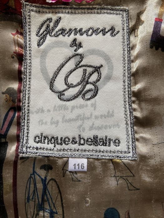 Casaco criança com capuz