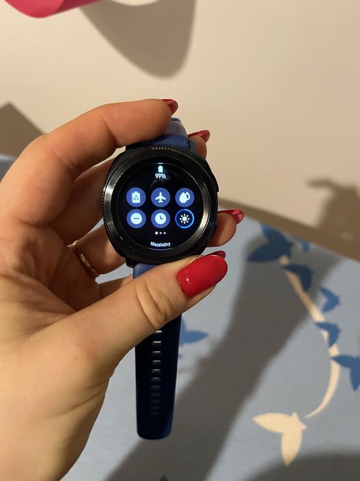 Niebieski Samsung Gear Sport SM-R6000