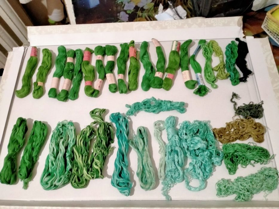 Нитки мулине, советские разных цветов