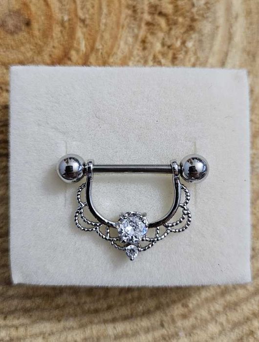 piercing do brodawki sutka