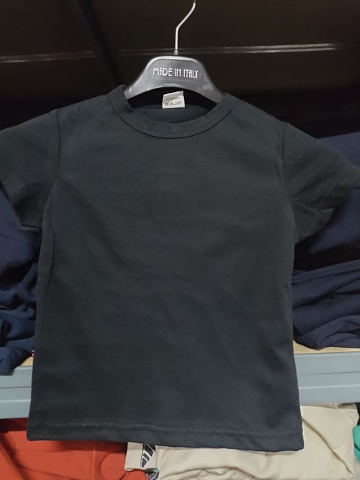 T-shirt criança 1,80 Euros.             Só para REVENDA