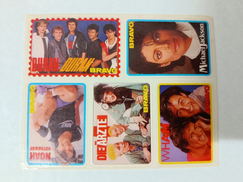Lote de AUTOCOLANTES  Musicais ( anos 80 )