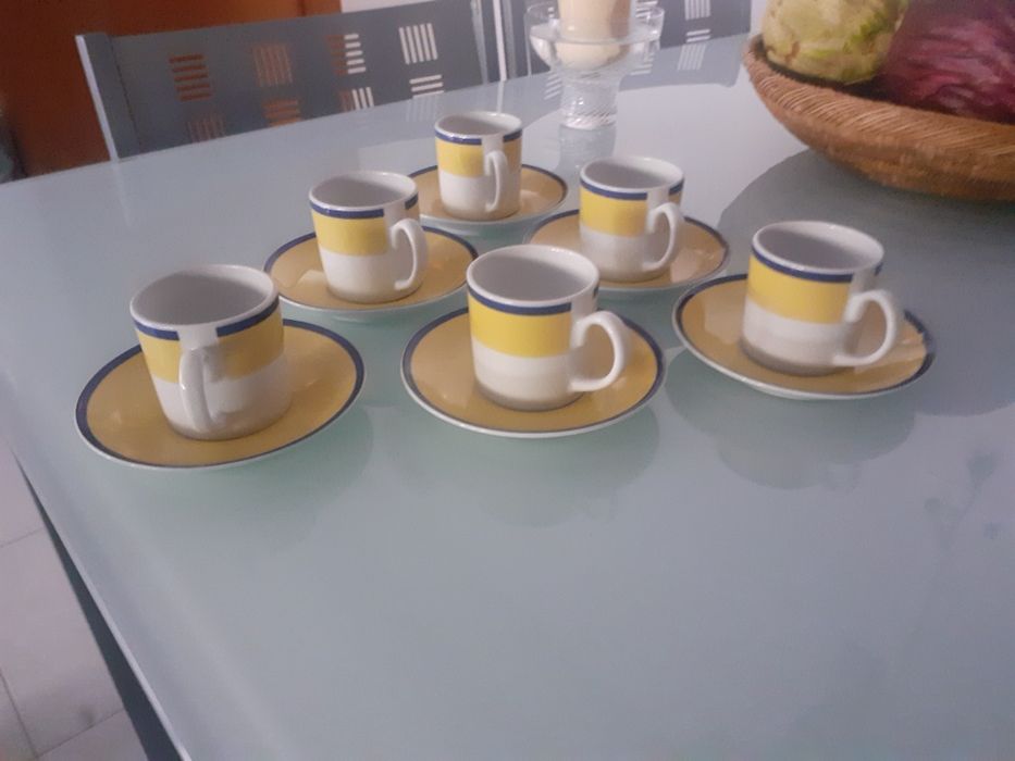 Chavenas de café da vista alegre