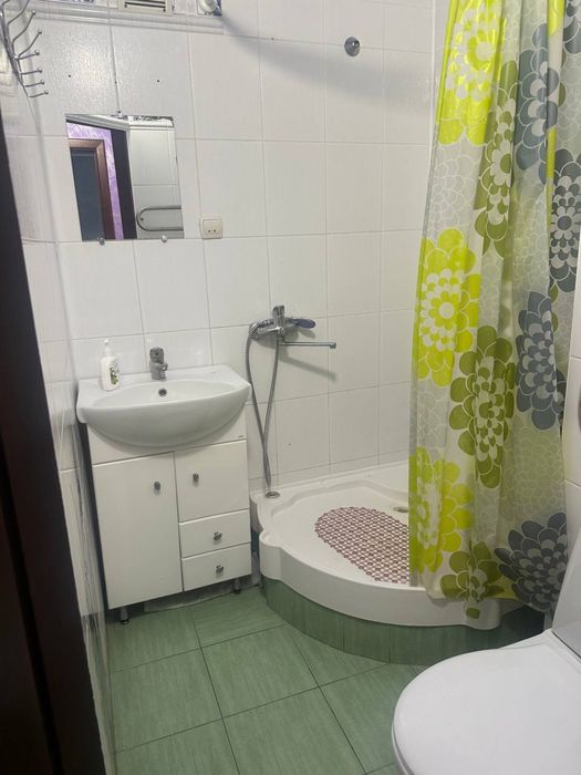 М.Черниговская,института сердца,посуточно квартира