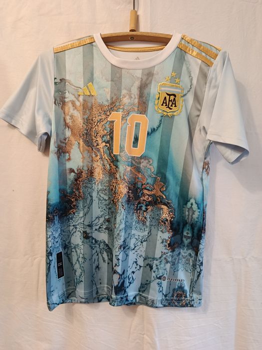 Футболка Збірної Аргентини з футболу гравця Мессі, багато кольорова