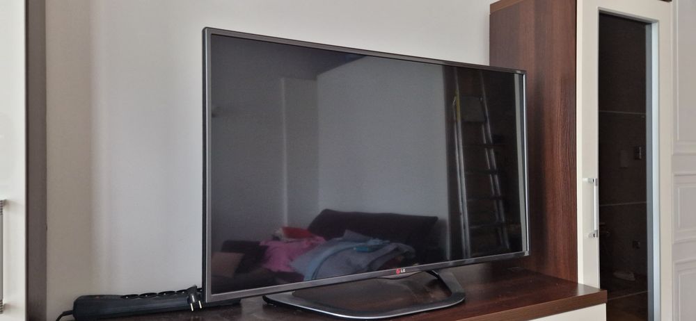 Telewizor LG 42 cale
