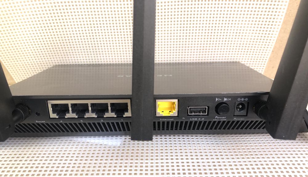 Маршрутизатор Netgear R7000  Smart WiFi router AC2300 Вʼєтнам