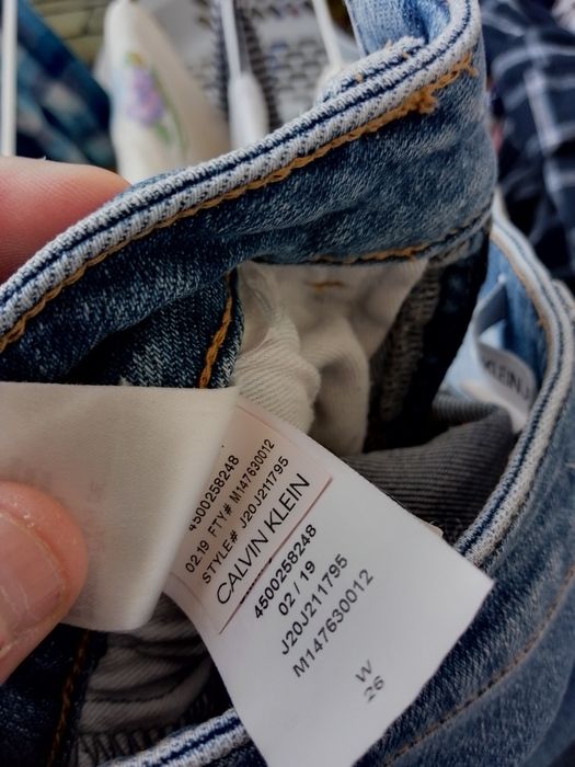 Джинси Calvin Klein жіночі з лампамаии