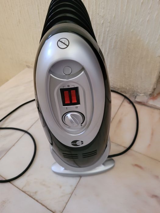 Aquecedor de 800 watts.