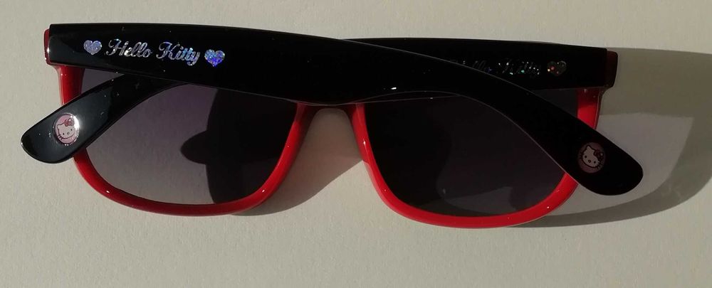 młodzieżowe/ damskie okulary przeciwsłoneczne Hello Kitty
