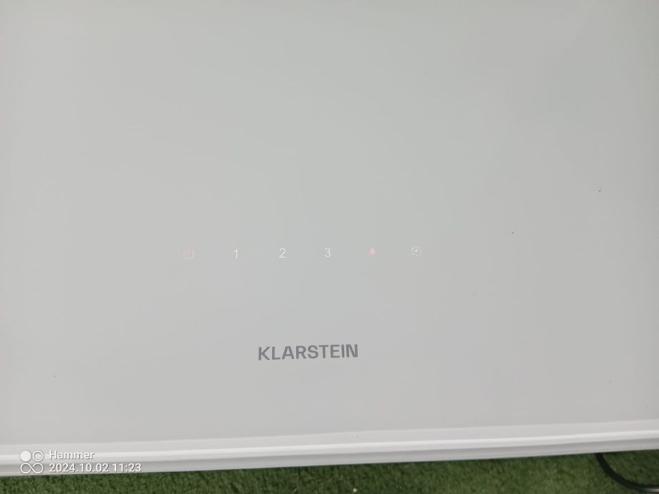 Okap wyspowy klarstein Kronleuchter L 
 

Okap w pełni spraw y 
Produk